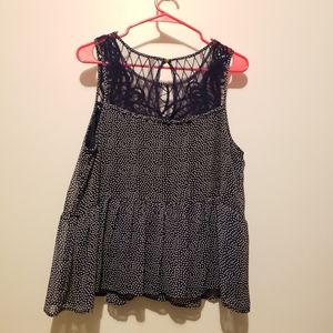Xhilaration Large Laced Tank